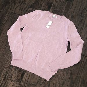 {{NWT!}} 🏷Gap Purple Crewneck Sweater